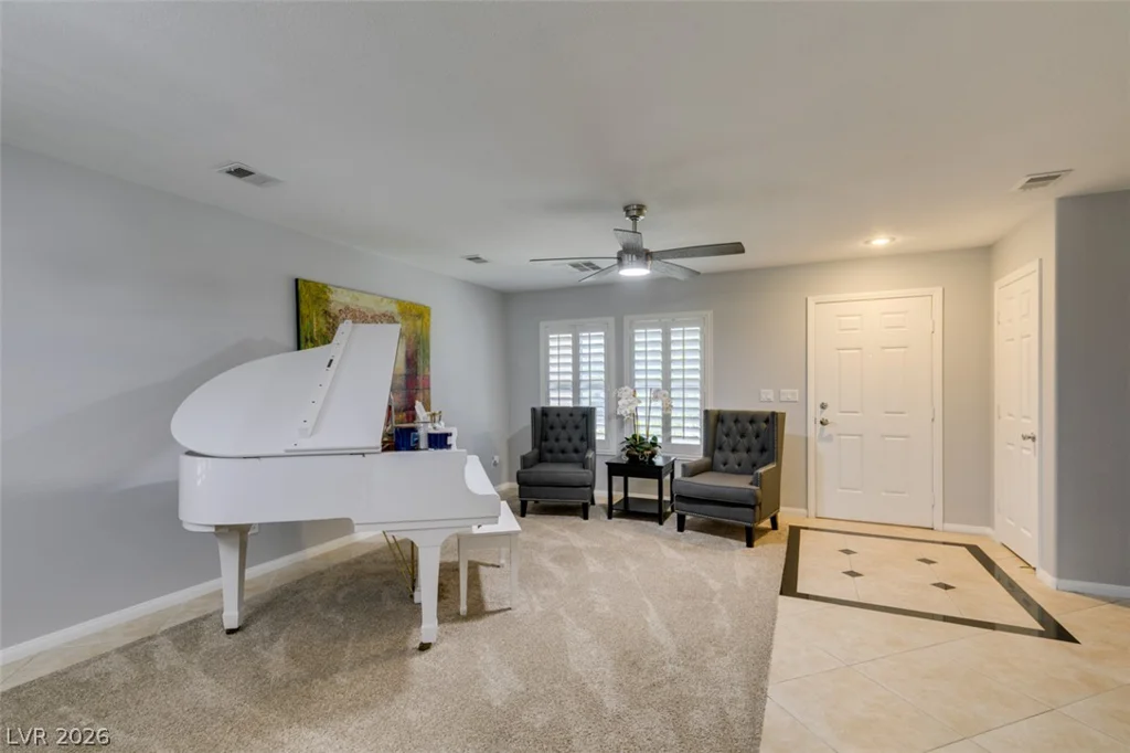 236 Fox Lake, Las Vegas, NV 89148