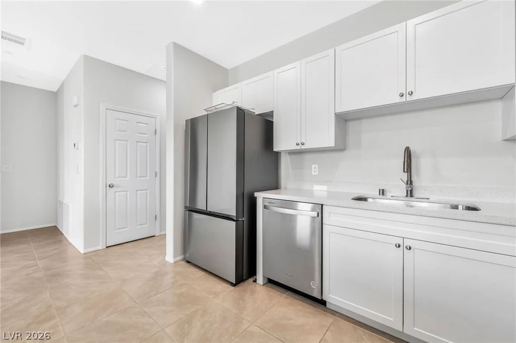 6176 Garden Crest, Las Vegas, NV 89148
