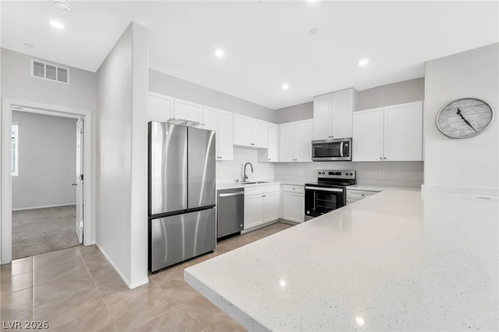 6176 Garden Crest, Las Vegas, NV 89148