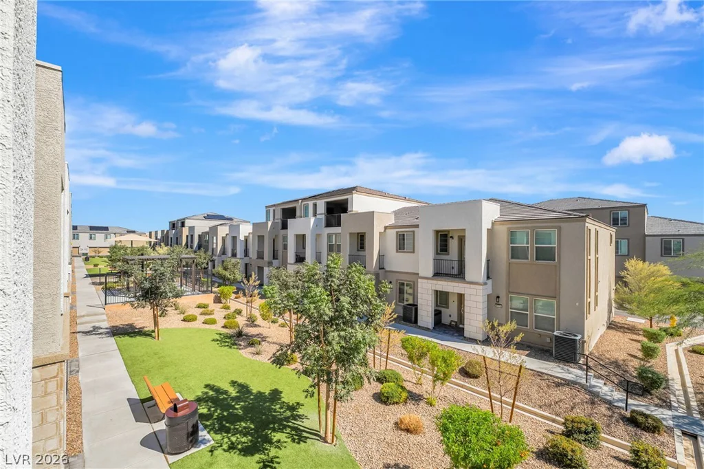 6176 Garden Crest, Las Vegas, NV 89148