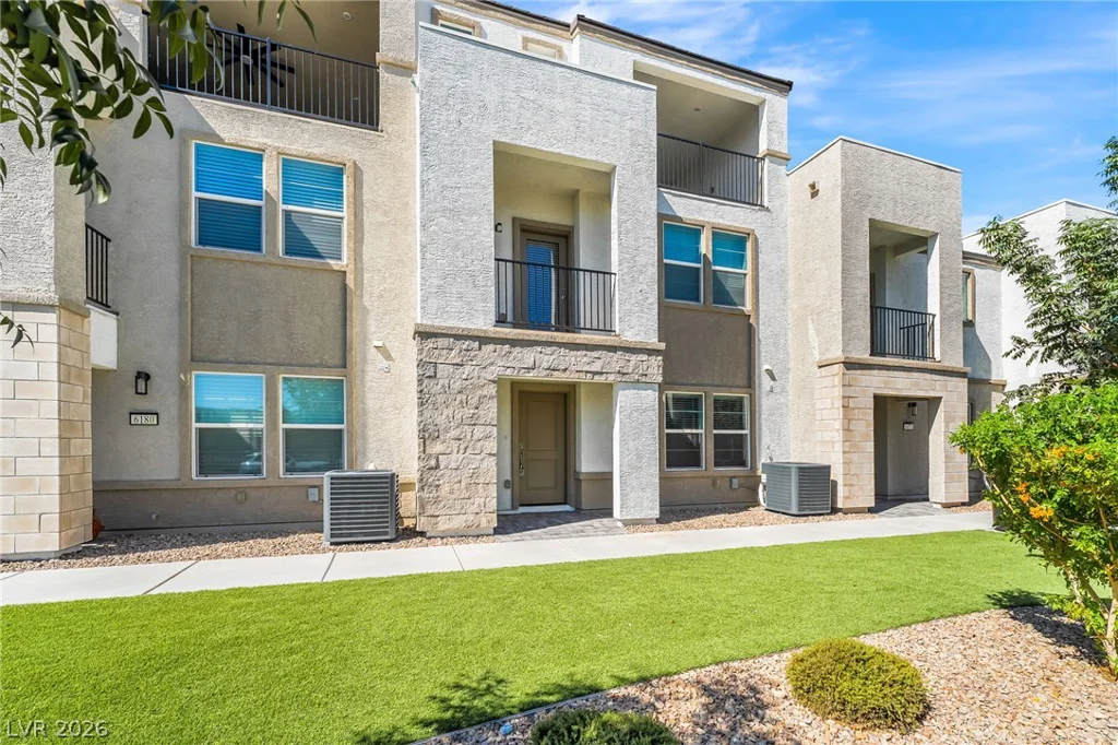 6176 Garden Crest, Las Vegas, NV 89148
