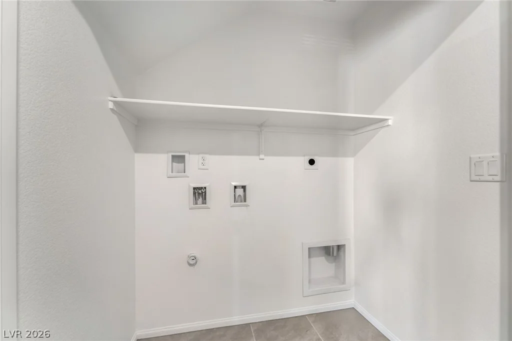 6176 Garden Crest, Las Vegas, NV 89148