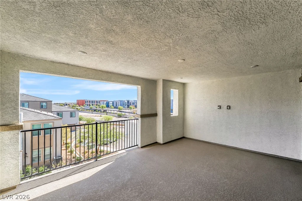 6176 Garden Crest, Las Vegas, NV 89148