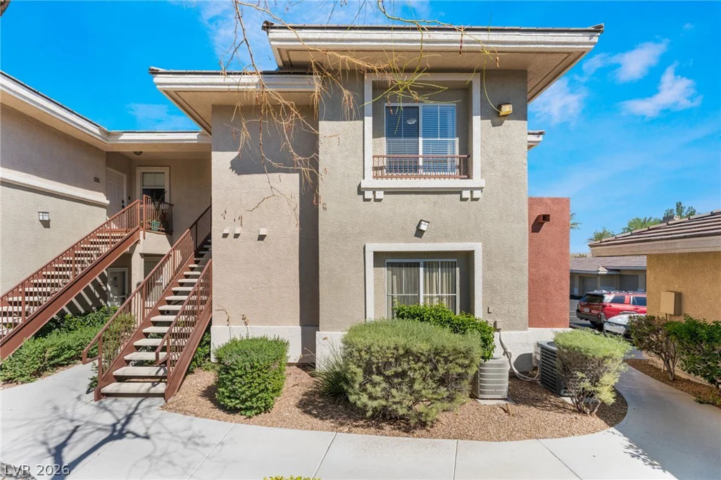909 Domnus, Las Vegas, NV 89144
