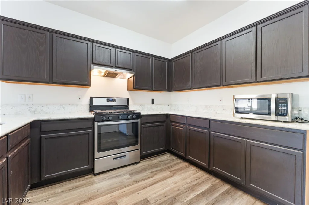 909 Domnus, Las Vegas, NV 89144