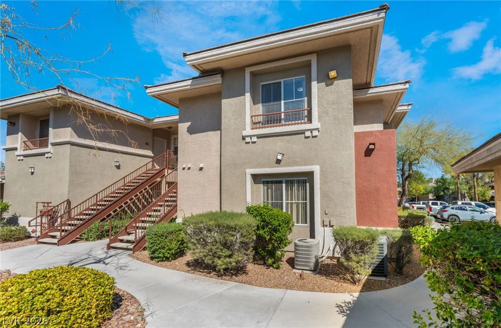909 Domnus, Las Vegas, NV 89144