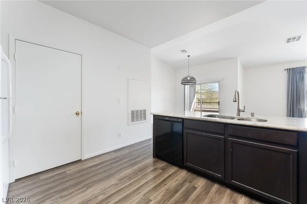 909 Domnus, Las Vegas, NV 89144
