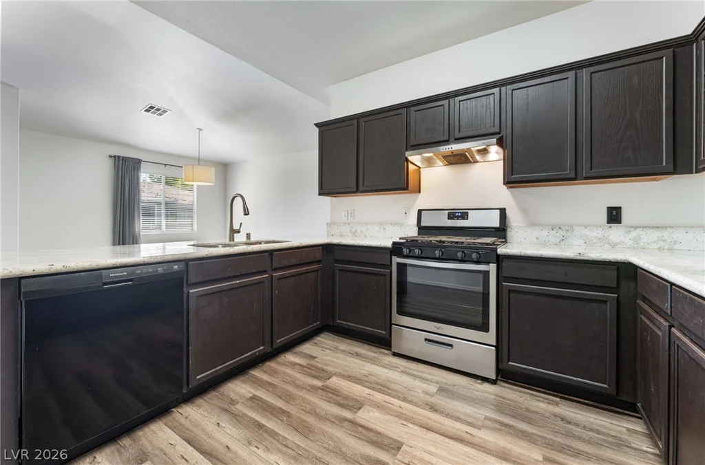 909 Domnus, Las Vegas, NV 89144