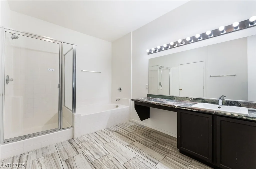909 Domnus, Las Vegas, NV 89144