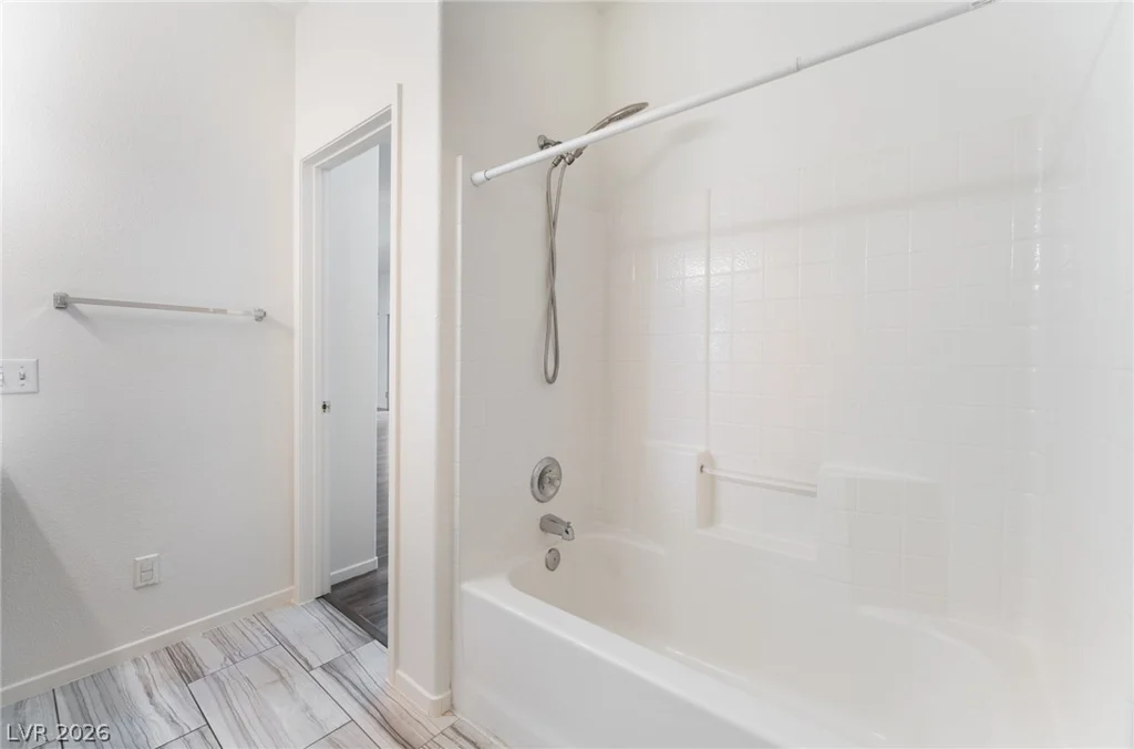 909 Domnus, Las Vegas, NV 89144