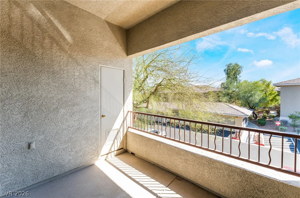909 Domnus, Las Vegas, NV 89144