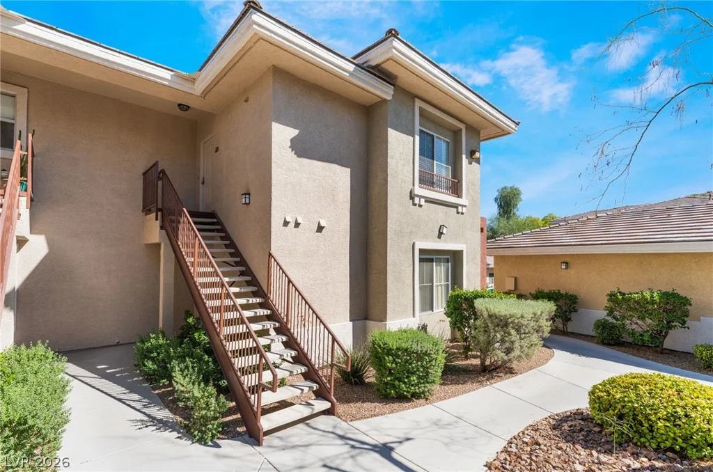 909 Domnus, Las Vegas, NV 89144