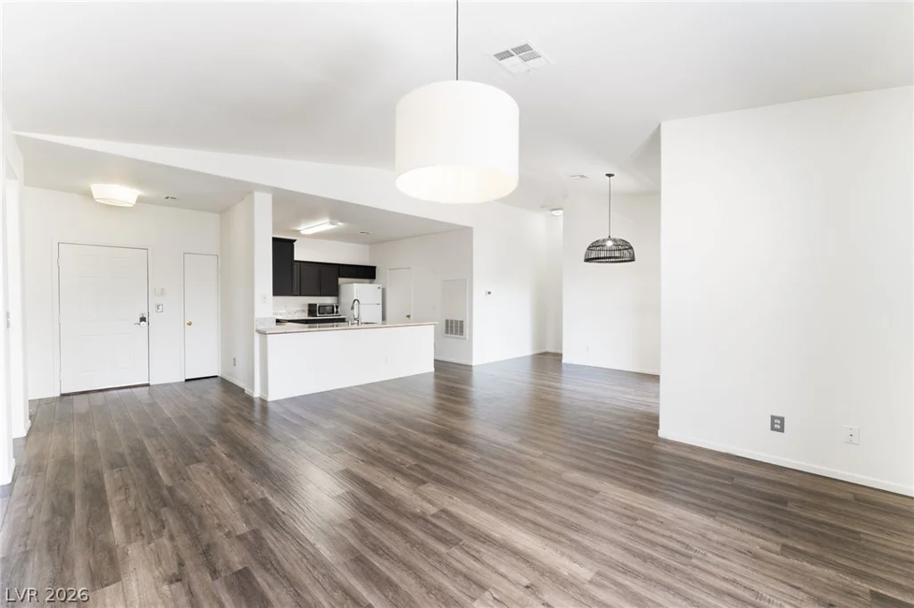 909 Domnus, Las Vegas, NV 89144