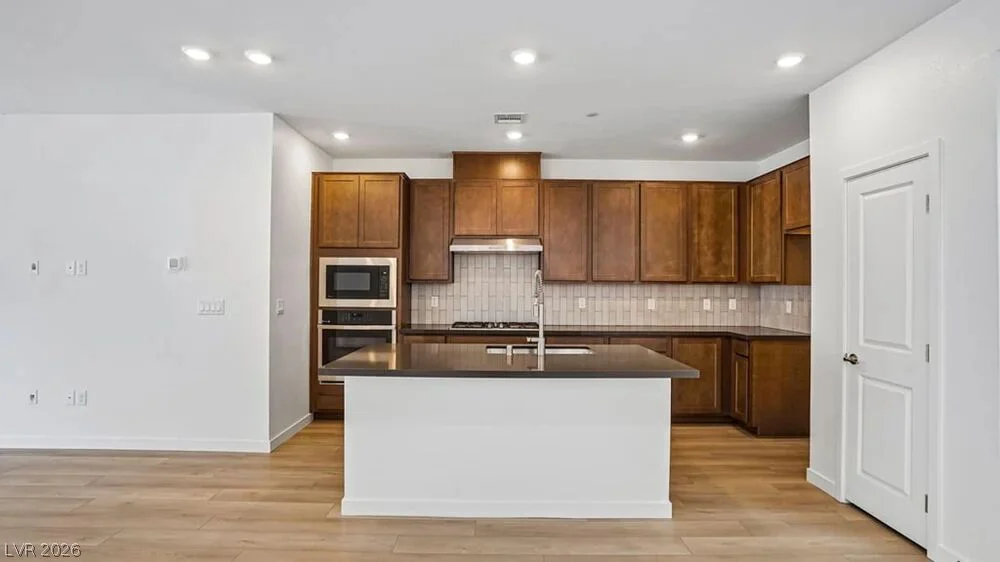 42 Via Montoro, Henderson, NV 89011