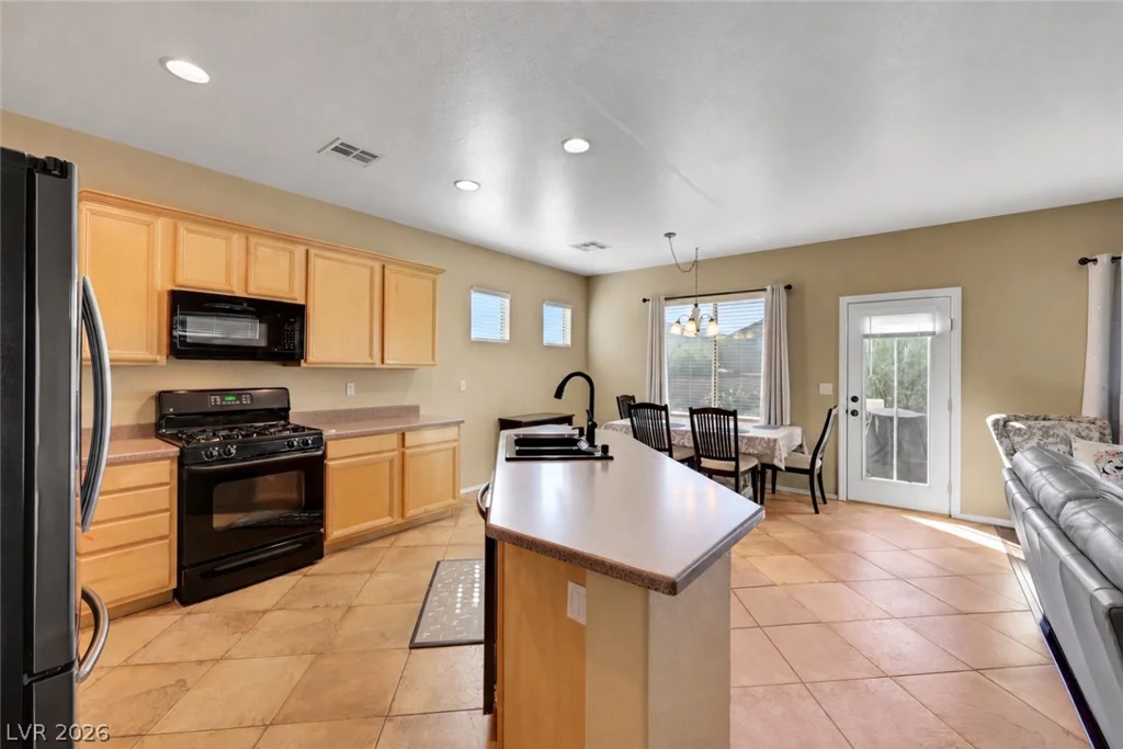 8029 Dancing Springs, Las Vegas, NV 89143