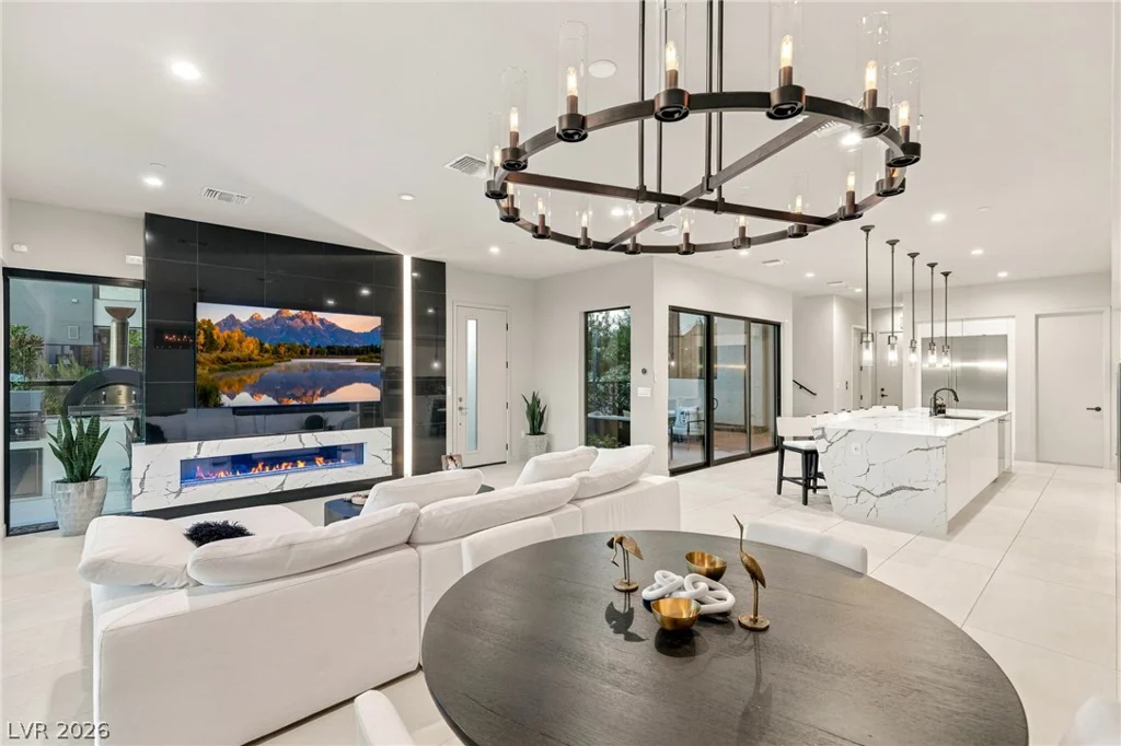 18 Heron Harbour, Henderson, NV 89011