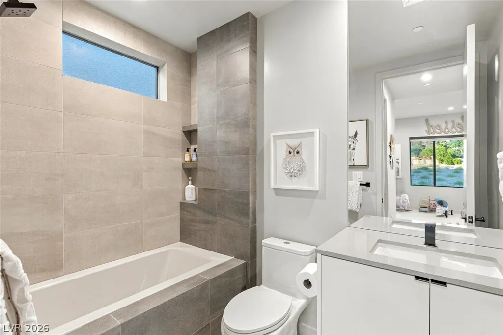 18 Heron Harbour, Henderson, NV 89011