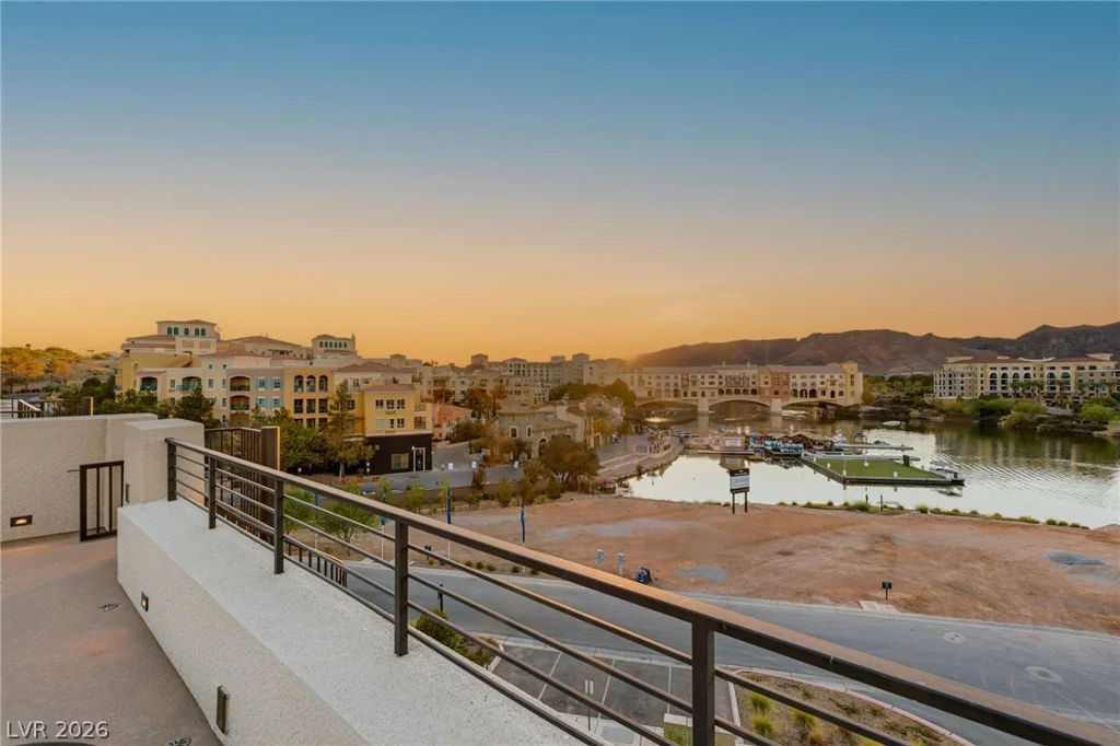 18 Heron Harbour, Henderson, NV 89011