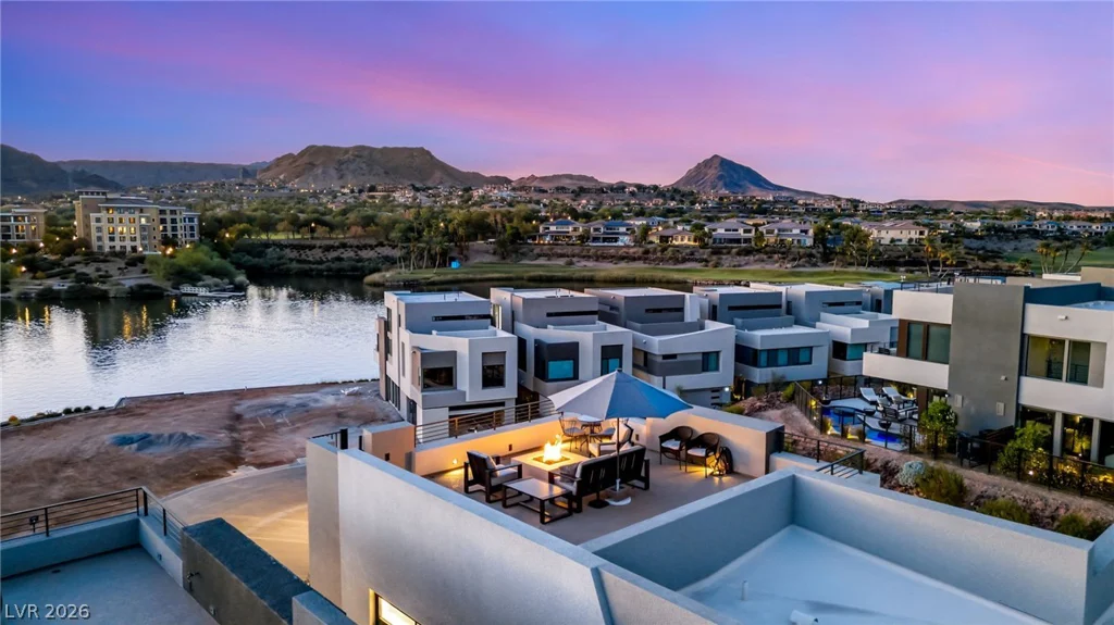 18 Heron Harbour, Henderson, NV 89011