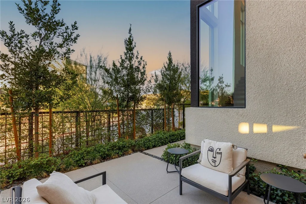 18 Heron Harbour, Henderson, NV 89011