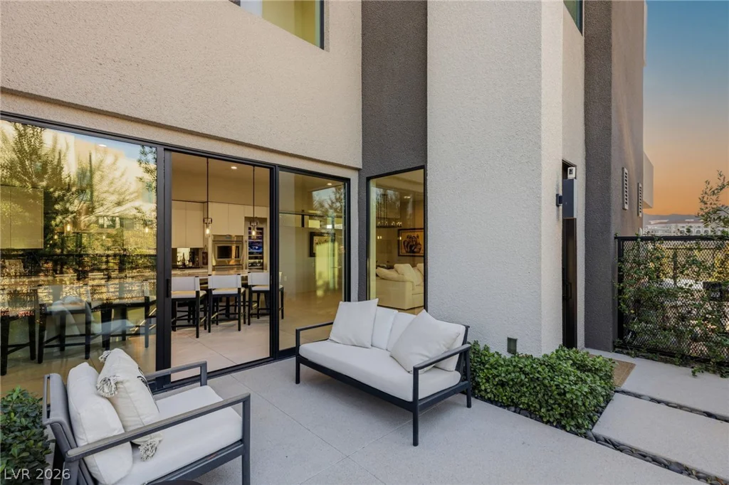 18 Heron Harbour, Henderson, NV 89011