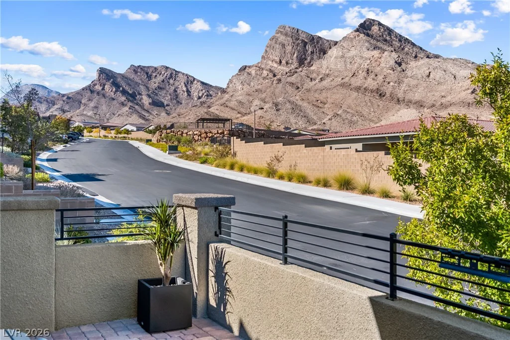 11617 Falcon Gorge, Las Vegas, NV 89138