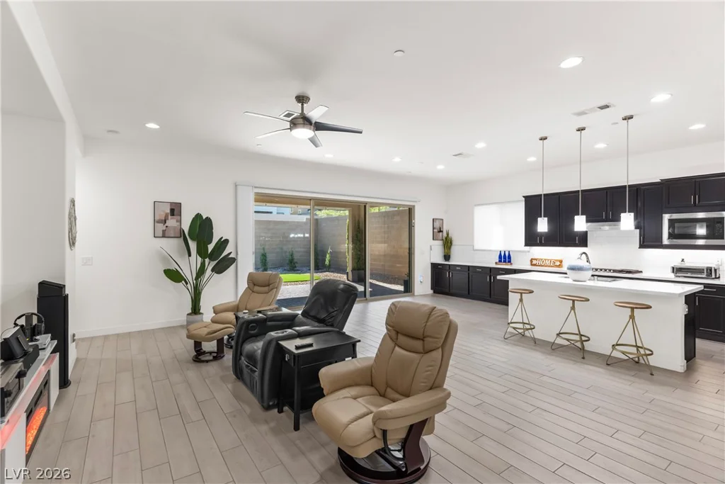 11617 Falcon Gorge, Las Vegas, NV 89138