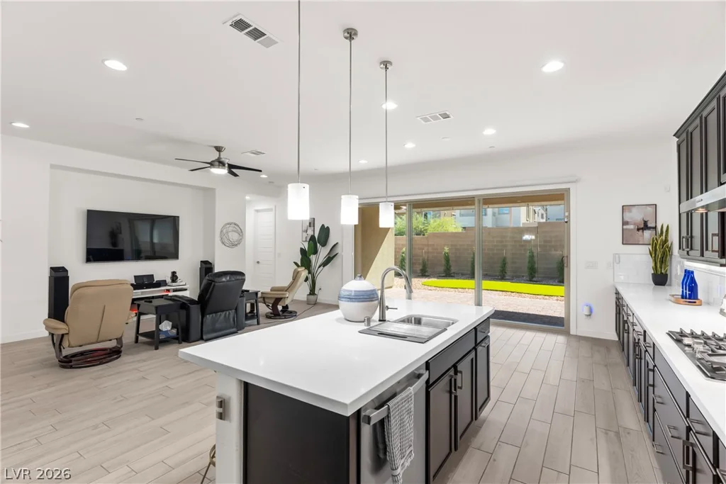 11617 Falcon Gorge, Las Vegas, NV 89138