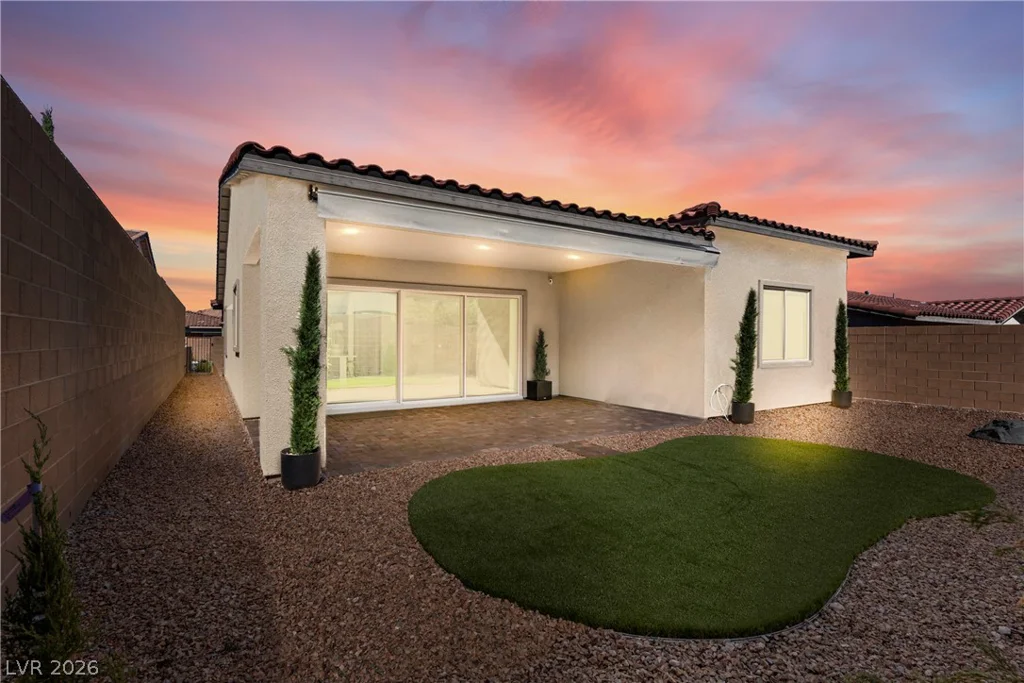11617 Falcon Gorge, Las Vegas, NV 89138