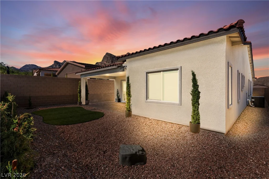 11617 Falcon Gorge, Las Vegas, NV 89138