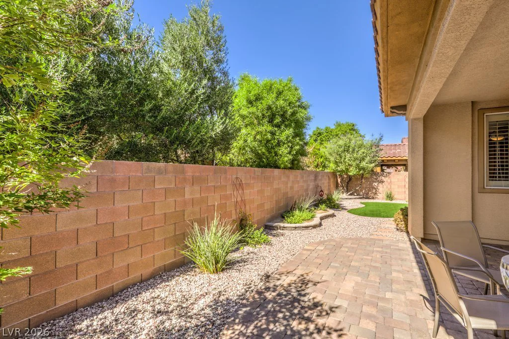 965 Via Columbo, Henderson, NV 89011