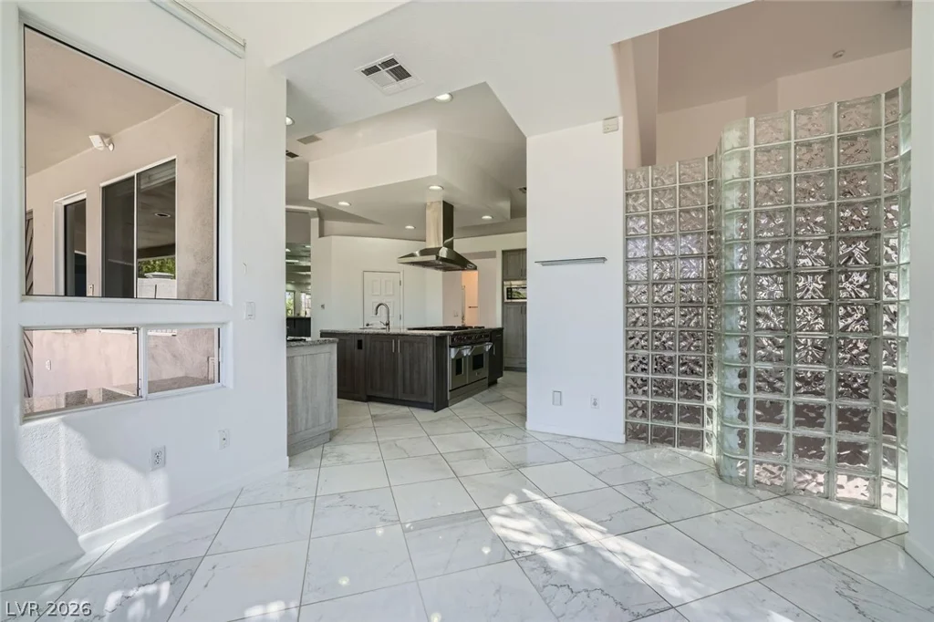 7901 Obannon, Las Vegas, NV 89117