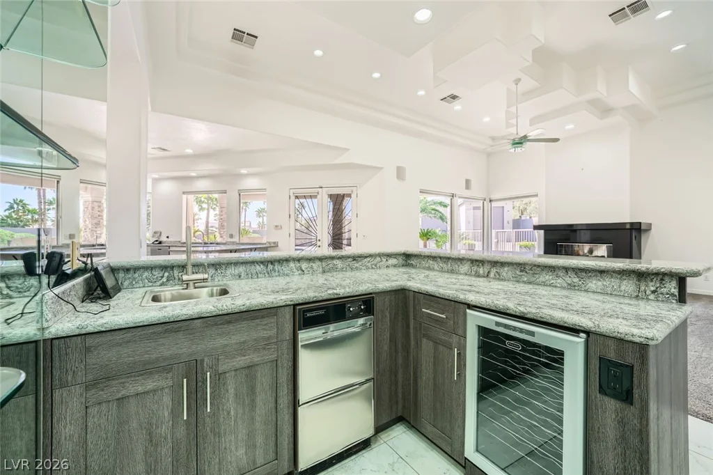 7901 Obannon, Las Vegas, NV 89117