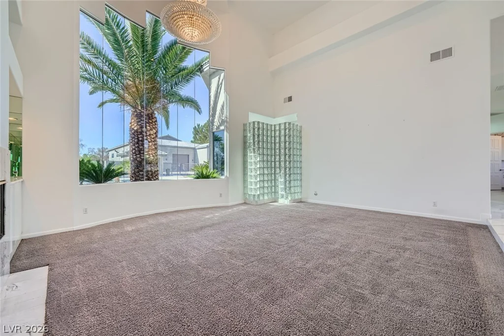 7901 Obannon, Las Vegas, NV 89117
