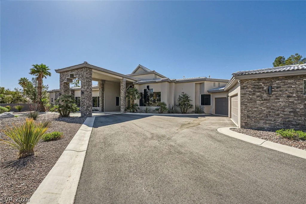 7901 Obannon, Las Vegas, NV 89117
