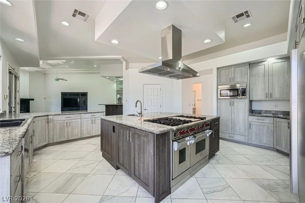 7901 Obannon, Las Vegas, NV 89117