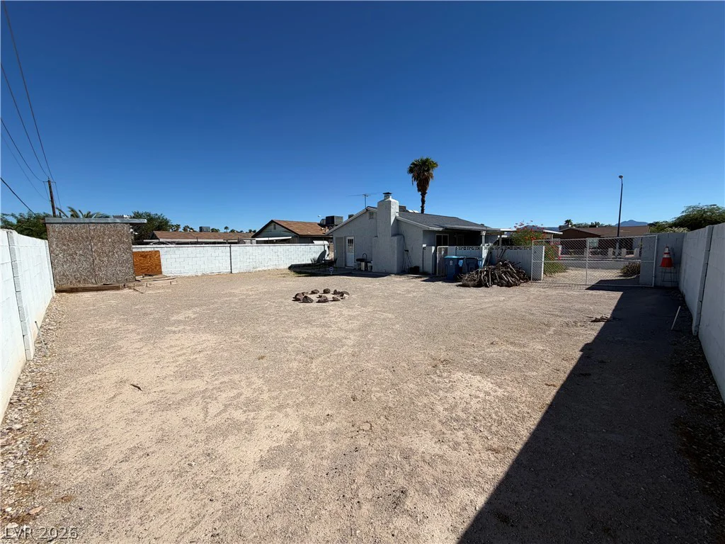5532 Azuza, Las Vegas, NV 89122
