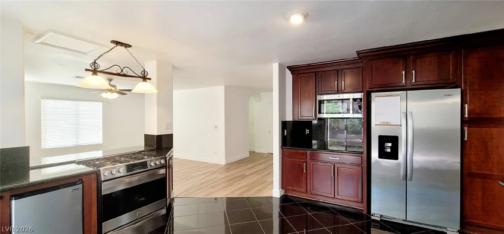 2001 Silverton, Henderson, NV 89074