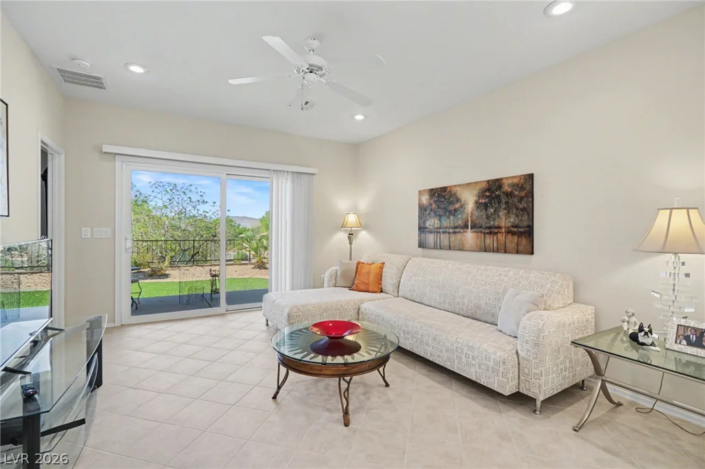 2461 Meteor Stream, Henderson, NV 89044