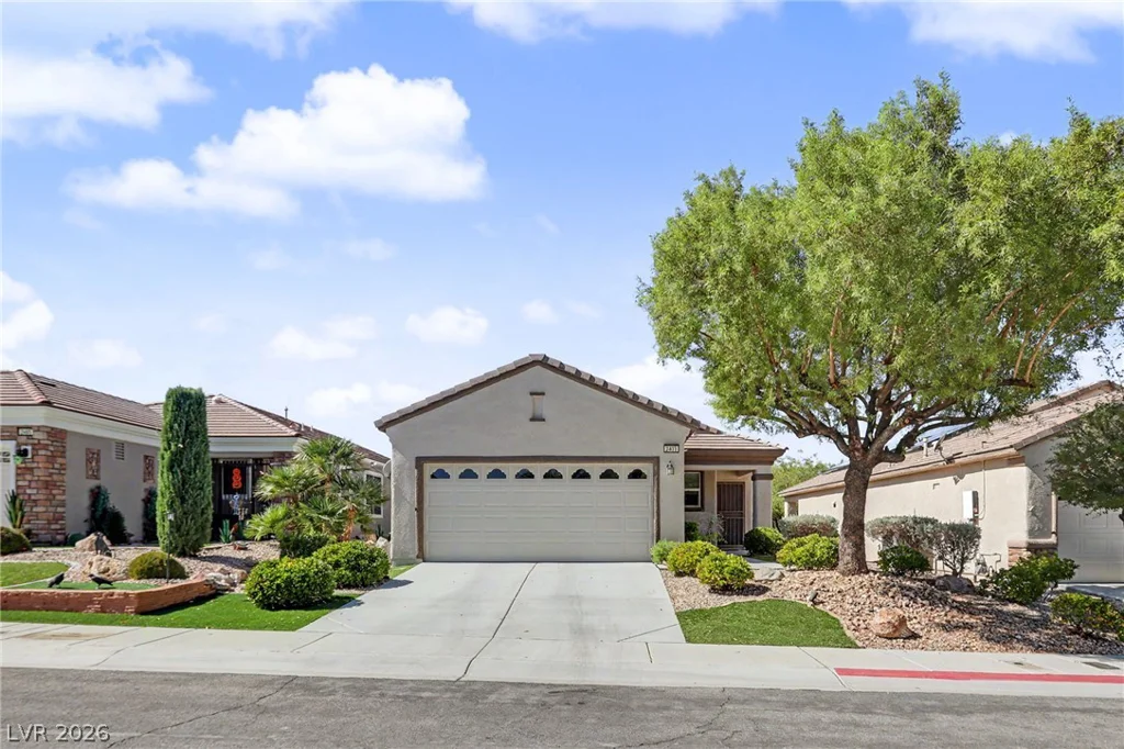 2461 Meteor Stream, Henderson, NV 89044