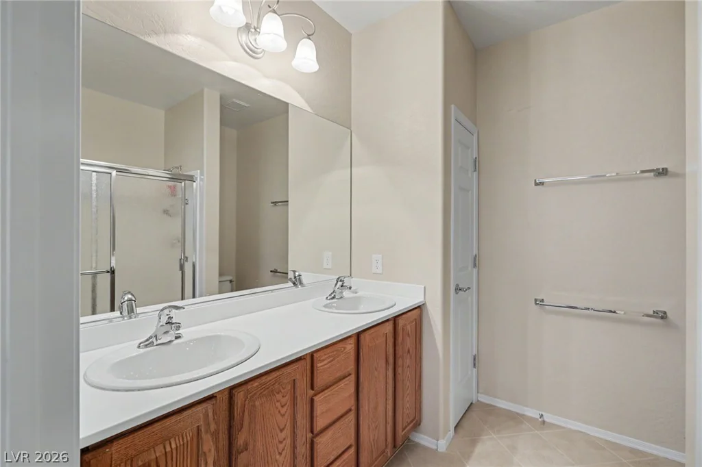 2461 Meteor Stream, Henderson, NV 89044