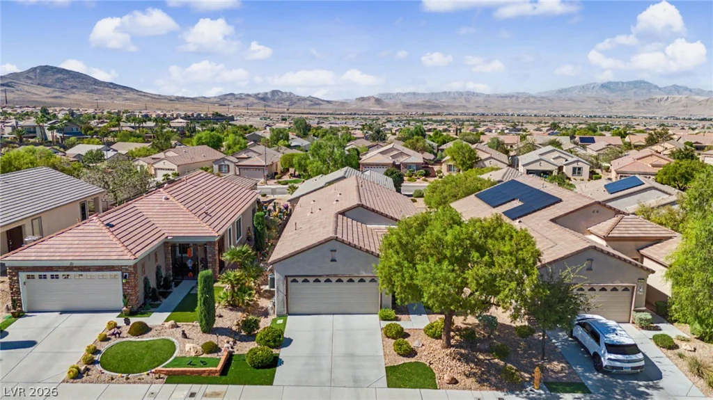 2461 Meteor Stream, Henderson, NV 89044