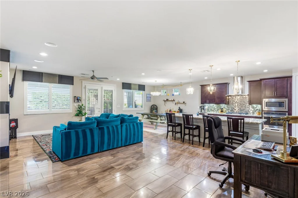 6955 Lakota Summit, Las Vegas, NV 89149