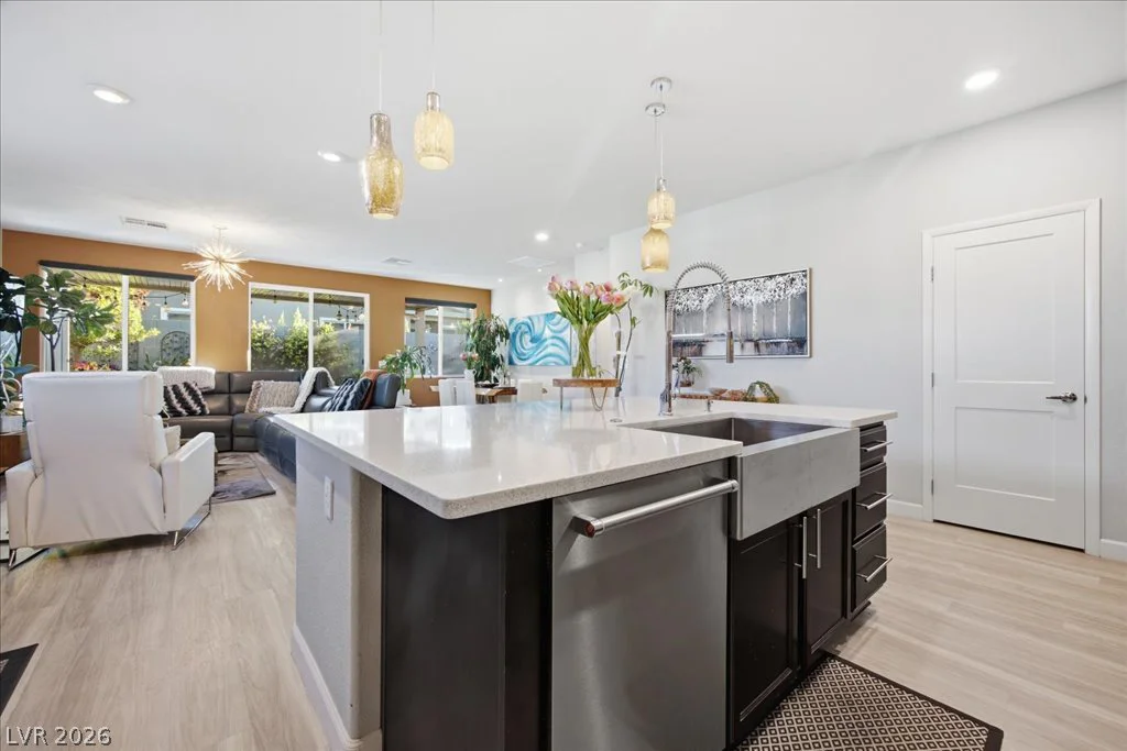 5917 Peridot Falls, Las Vegas, NV 89130