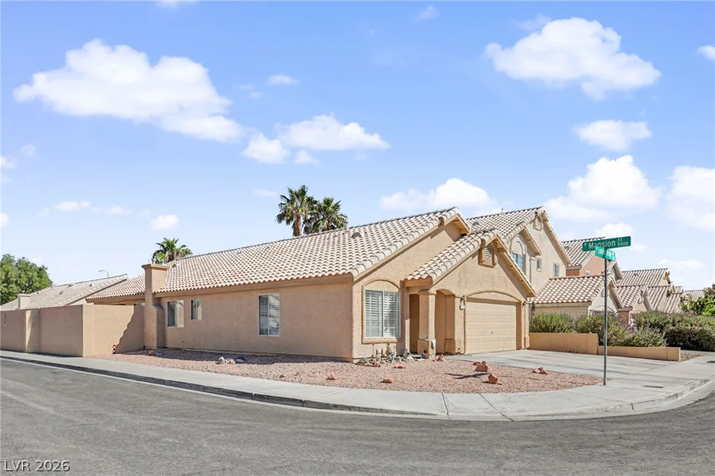 7232 London Bridge, Las Vegas, NV 89130