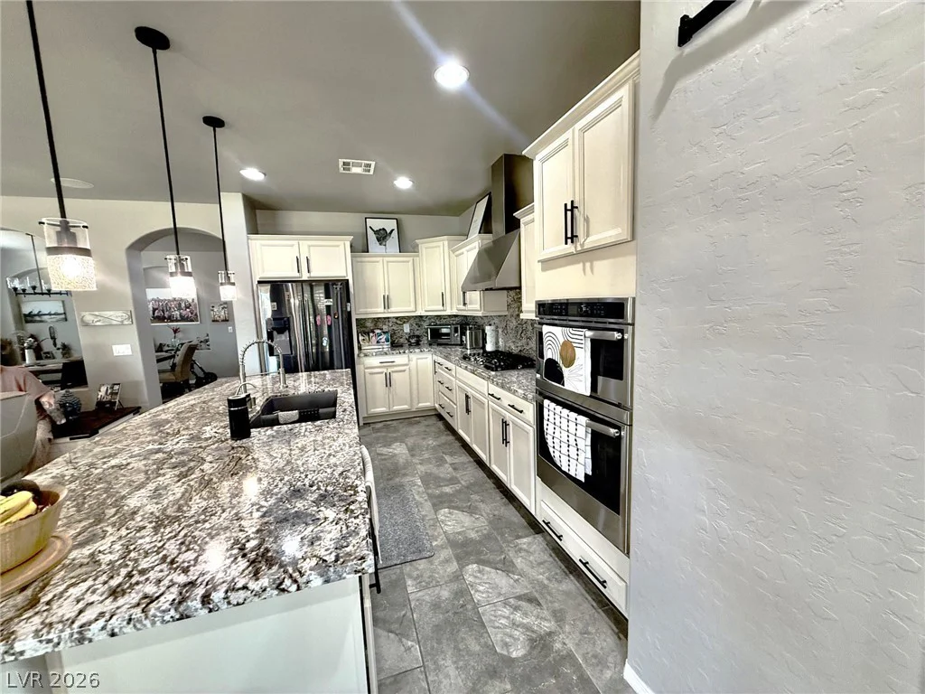 3605 Greenbriar Bluff, North Las Vegas, NV 89081