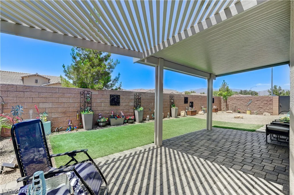 3605 Greenbriar Bluff, North Las Vegas, NV 89081