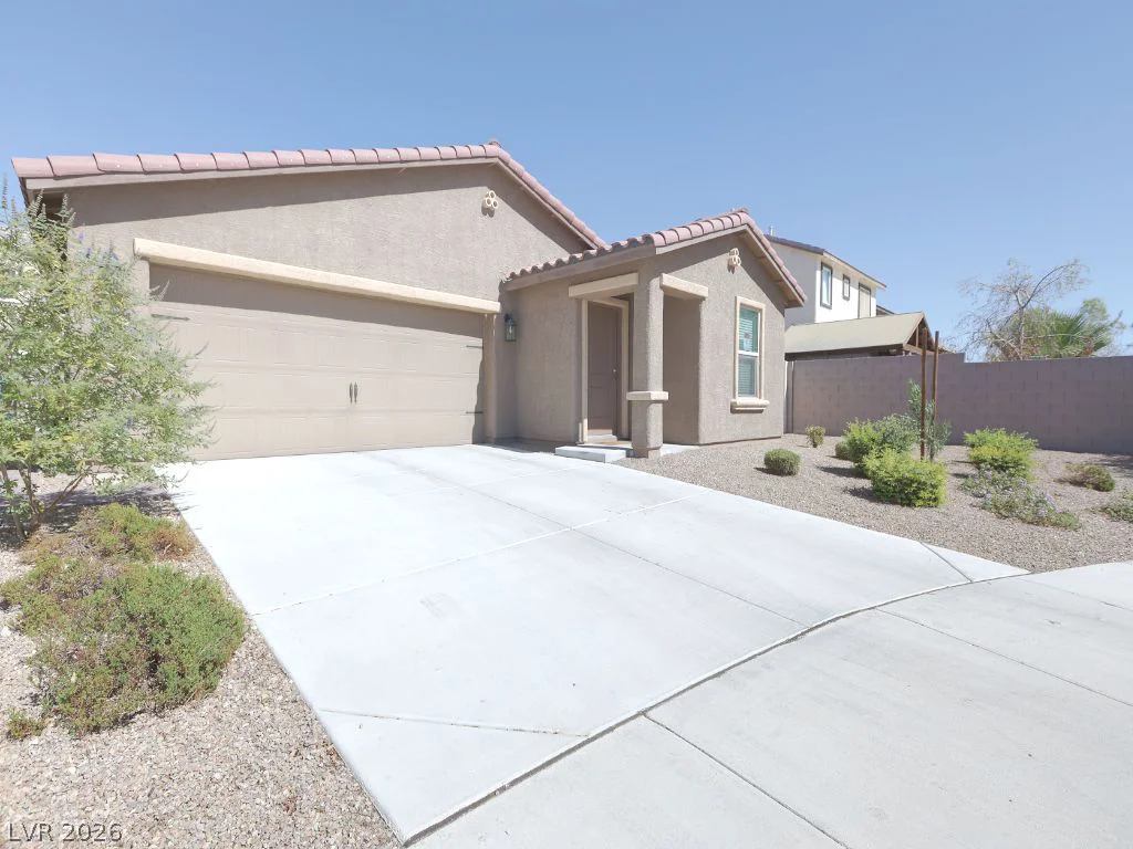 626 Abrazar, North Las Vegas, NV 89081