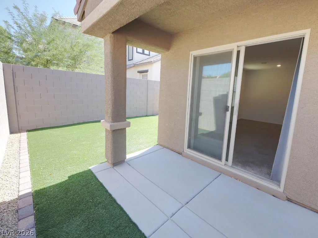 626 Abrazar, North Las Vegas, NV 89081