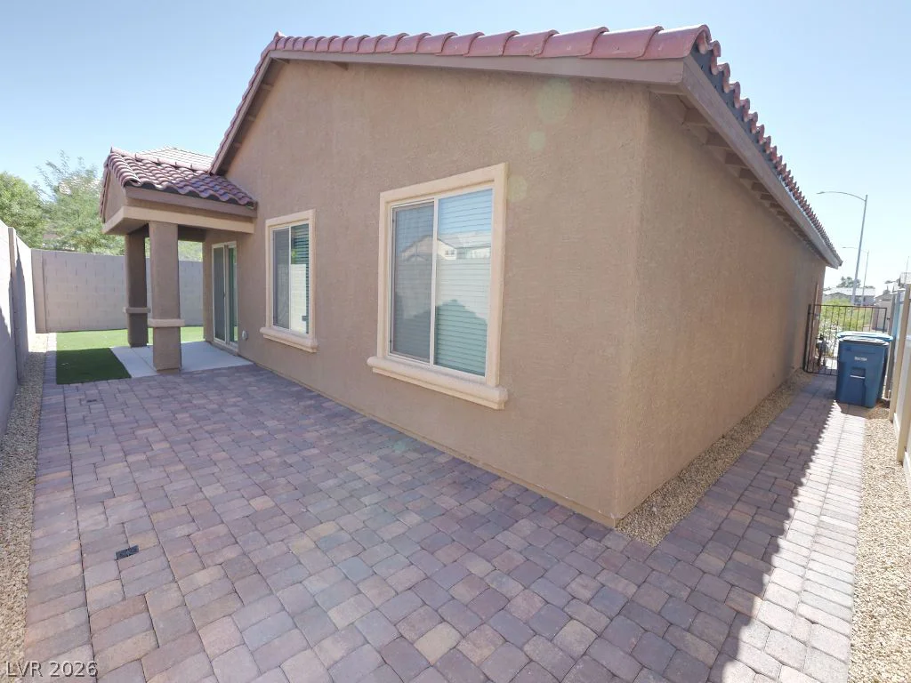 626 Abrazar, North Las Vegas, NV 89081